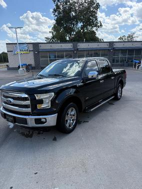 Black 2016 Ford F-150 Lariat