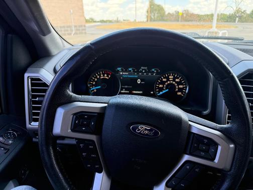 Black 2016 Ford F-150 Lariat