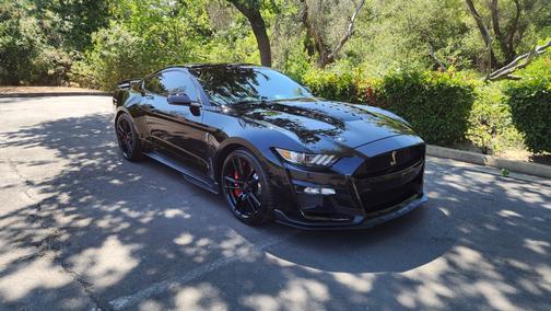 2020 Ford Shelby GT500 Base