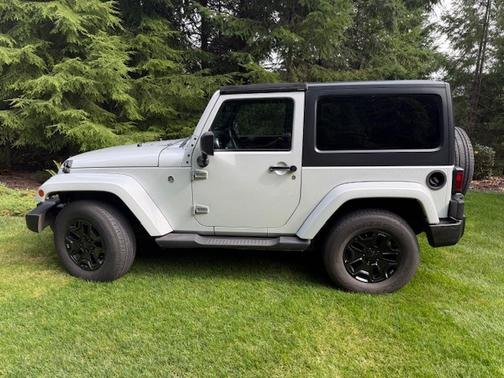 2014 Jeep Wrangler Sahara