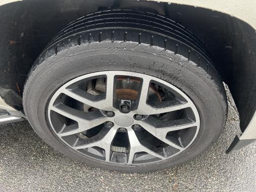 2017 GMC Yukon XL SLT