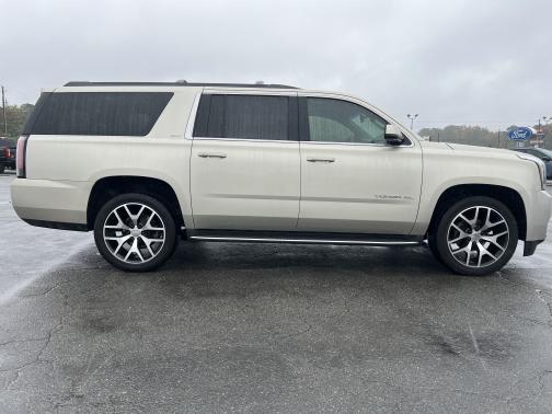 2017 GMC Yukon XL SLT