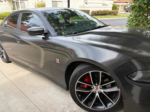 Black 2018 Dodge Charger R/T Scat Pack