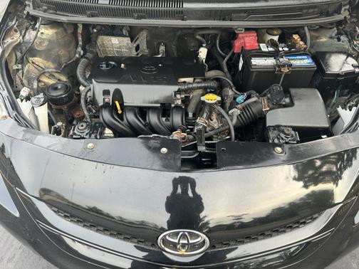 2012 Toyota Yaris Base