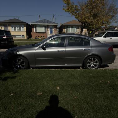 Silver 2005 INFINITI G35 Base