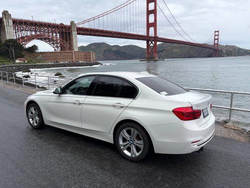 White 2018 BMW 330 i