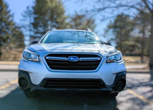 2019 Subaru Outback 2.5i