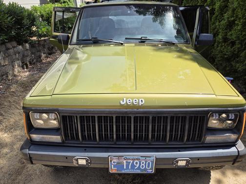 1996 Jeep Cherokee SE