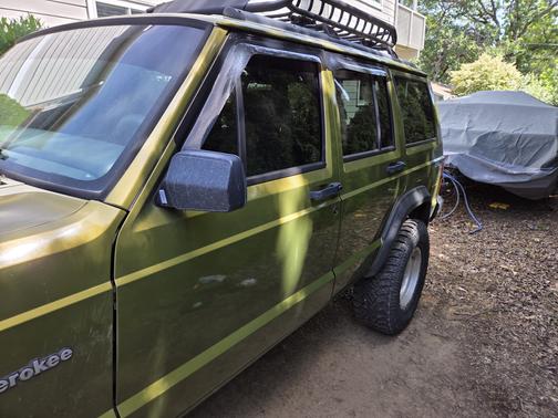 1996 Jeep Cherokee SE