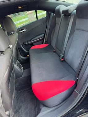 2015 Dodge Charger SE