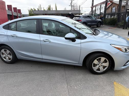 Blue 2018 Chevrolet Cruze LS