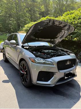 2020 Jaguar F-PACE SVR