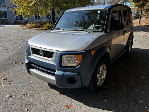 Silver 2005 Honda Element EX