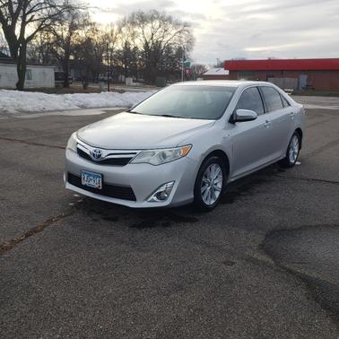 2012 Toyota Camry Hybrid XLE