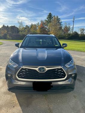 2020 Toyota Highlander Hybrid XLE