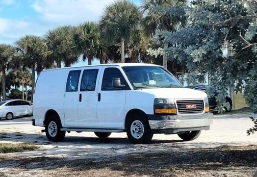 2017 GMC Savana 2500 Work Van