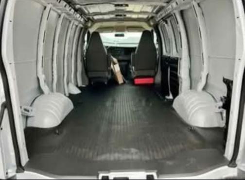 2017 GMC Savana 2500 Work Van