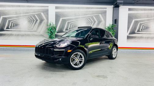 2017 Porsche Macan Base