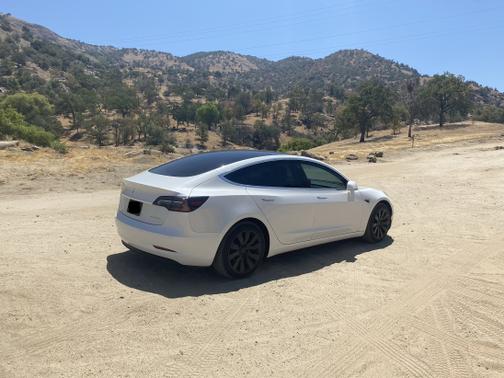 2020 Tesla Model 3 Long Range