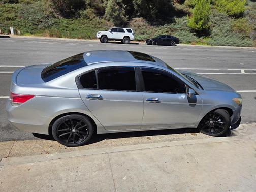 Silver 2008 Honda Accord EX-L