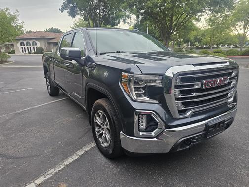 Gray 2019 GMC Sierra 1500 SLT