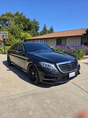 Black 2017 Mercedes-Benz S-Class S 550