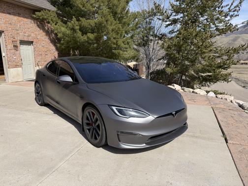 2023 Tesla Model S Plaid