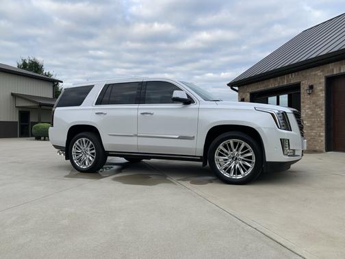 2019 Cadillac Escalade Platinum