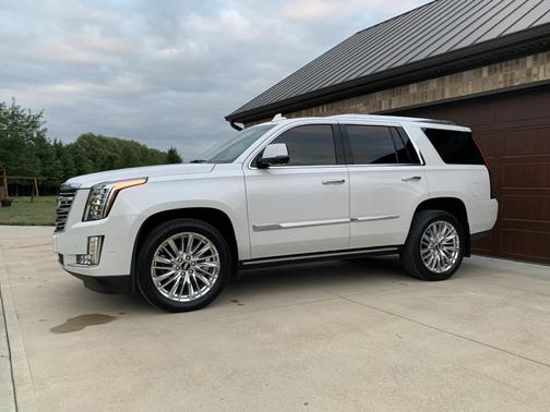 2019 Cadillac Escalade Platinum