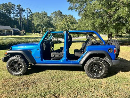 2022 Jeep Wrangler Unlimited Willys
