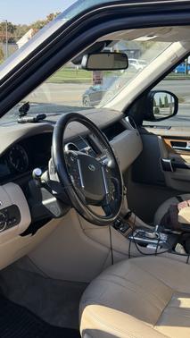 Green 2016 Land Rover LR4 Base