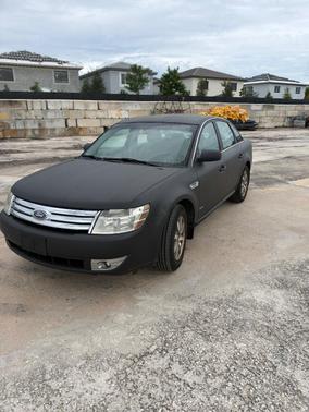 Black 2008 Ford Taurus SEL