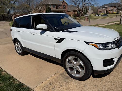 White 2016 Land Rover Range Rover Sport 3.0L Turbocharged Diesel SE Td6
