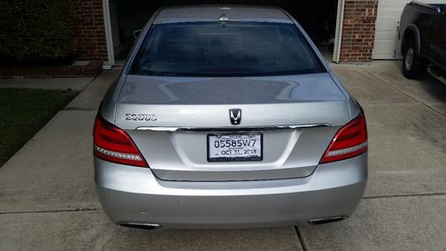 Silver 2014 Hyundai Equus Signature