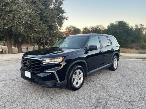 Black 2023 Honda Pilot LX