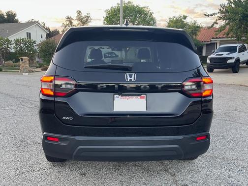 Black 2023 Honda Pilot LX