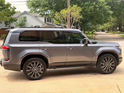 Gray 2025 Lexus GX 550 Luxury+