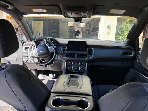 2021 Chevrolet Suburban LS