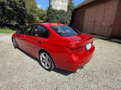 Red 2016 BMW 328 i xDrive