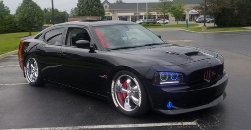 Black 2006 Dodge Charger R/T
