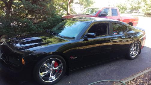 Black 2006 Dodge Charger R/T
