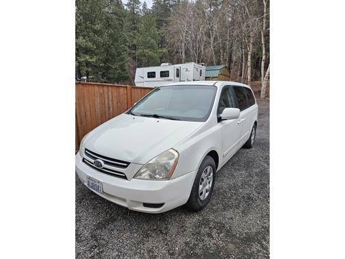 2006 Kia Sedona LX