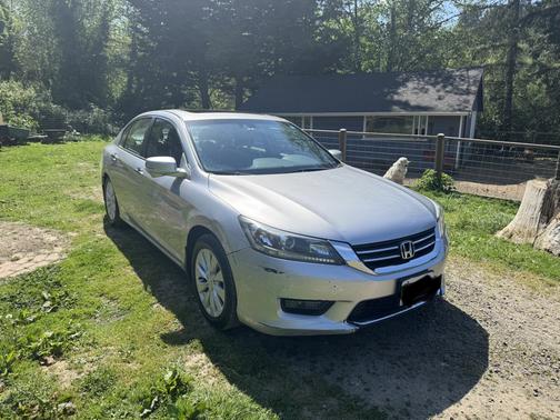 Silver 2015 Honda Accord EX-L