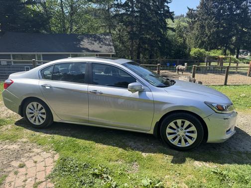 Silver 2015 Honda Accord EX-L