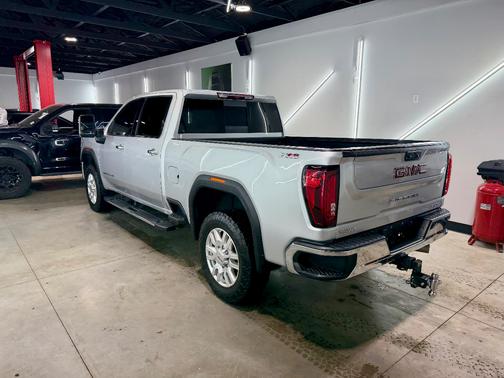 2023 GMC Sierra 2500 SLT