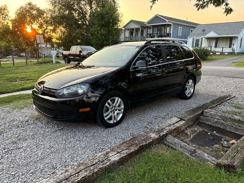 Black 2014 Volkswagen Jetta SportWagen DSG TDI