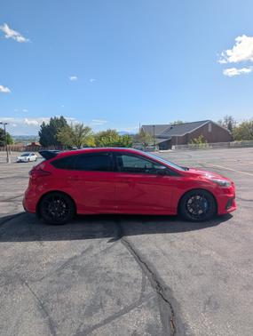 Red 2018 Ford Focus RS Base