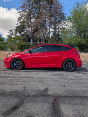 Red 2018 Ford Focus RS Base