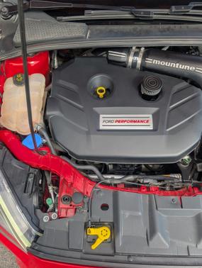 Red 2018 Ford Focus RS Base