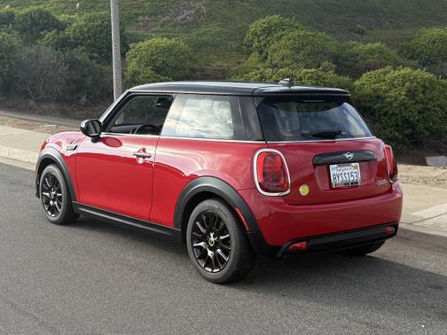 2022 MINI SE Hardtop Cooper